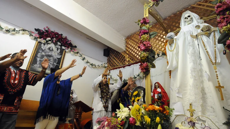 Quem é Morte Sagrada, A Deusa do Folclore Católico Mexicano?