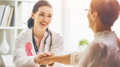 Por que Outubro Rosa? Sintomas e prevenção do câncer de mama