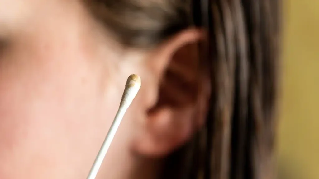 5 remédios eficazes para combater a coceira no ouvido